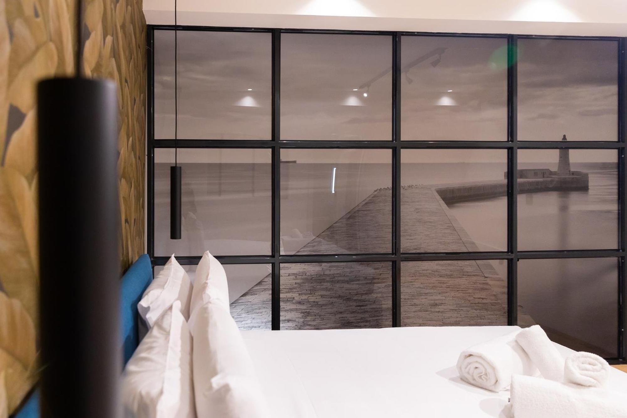 Florette Suite 1Br With Stunning Lounge Terrace By Arcobnb Ил-Фурияна Екстериор снимка