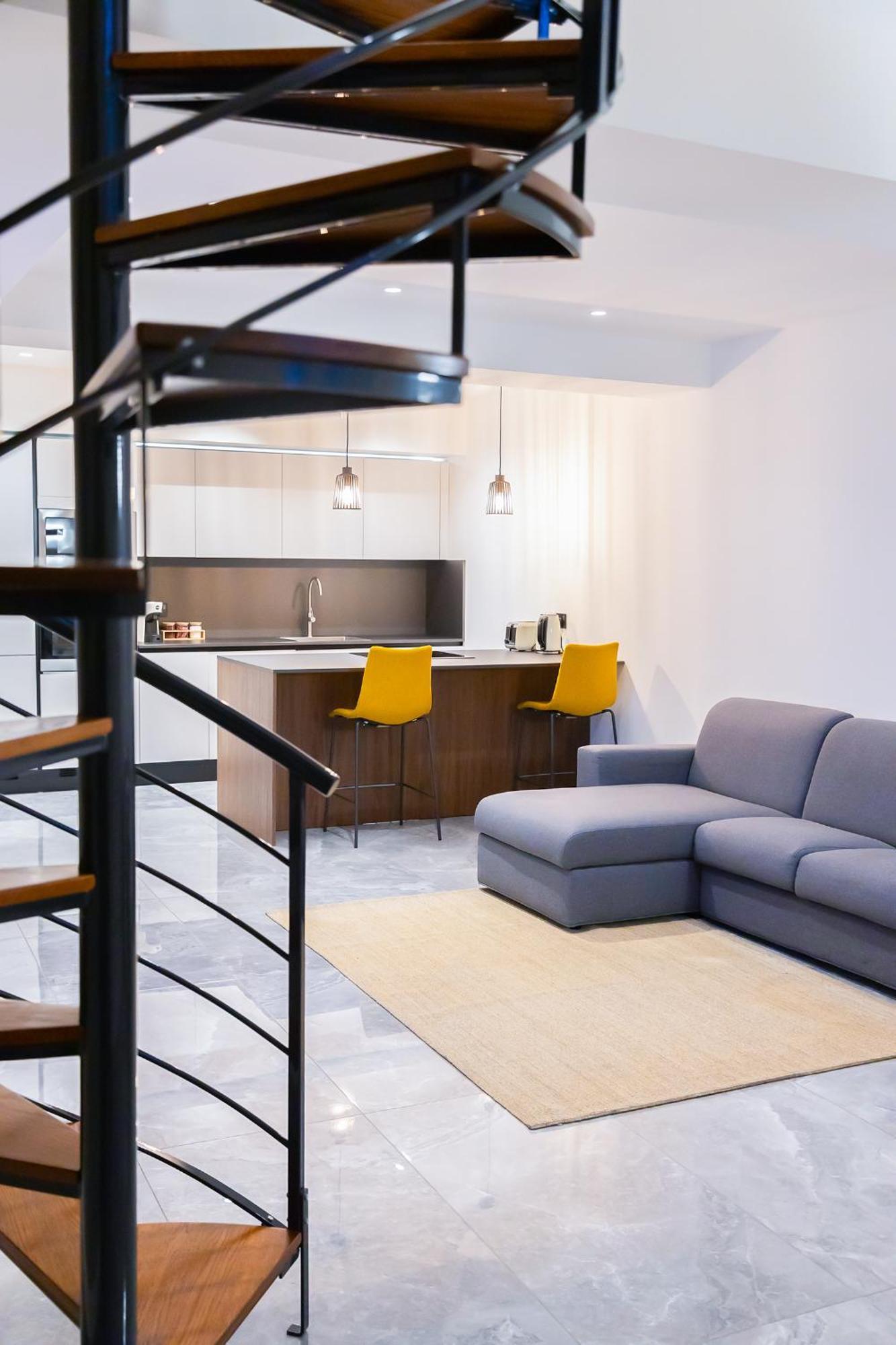 Florette Suite 1Br With Stunning Lounge Terrace By Arcobnb Ил-Фурияна Екстериор снимка